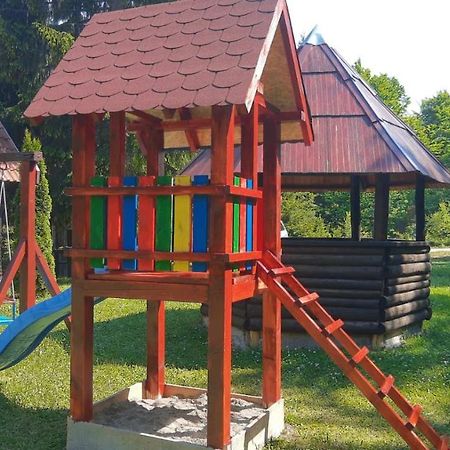 Vikendica Na Sokolini Villa Gornja Koprivna Exteriör bild