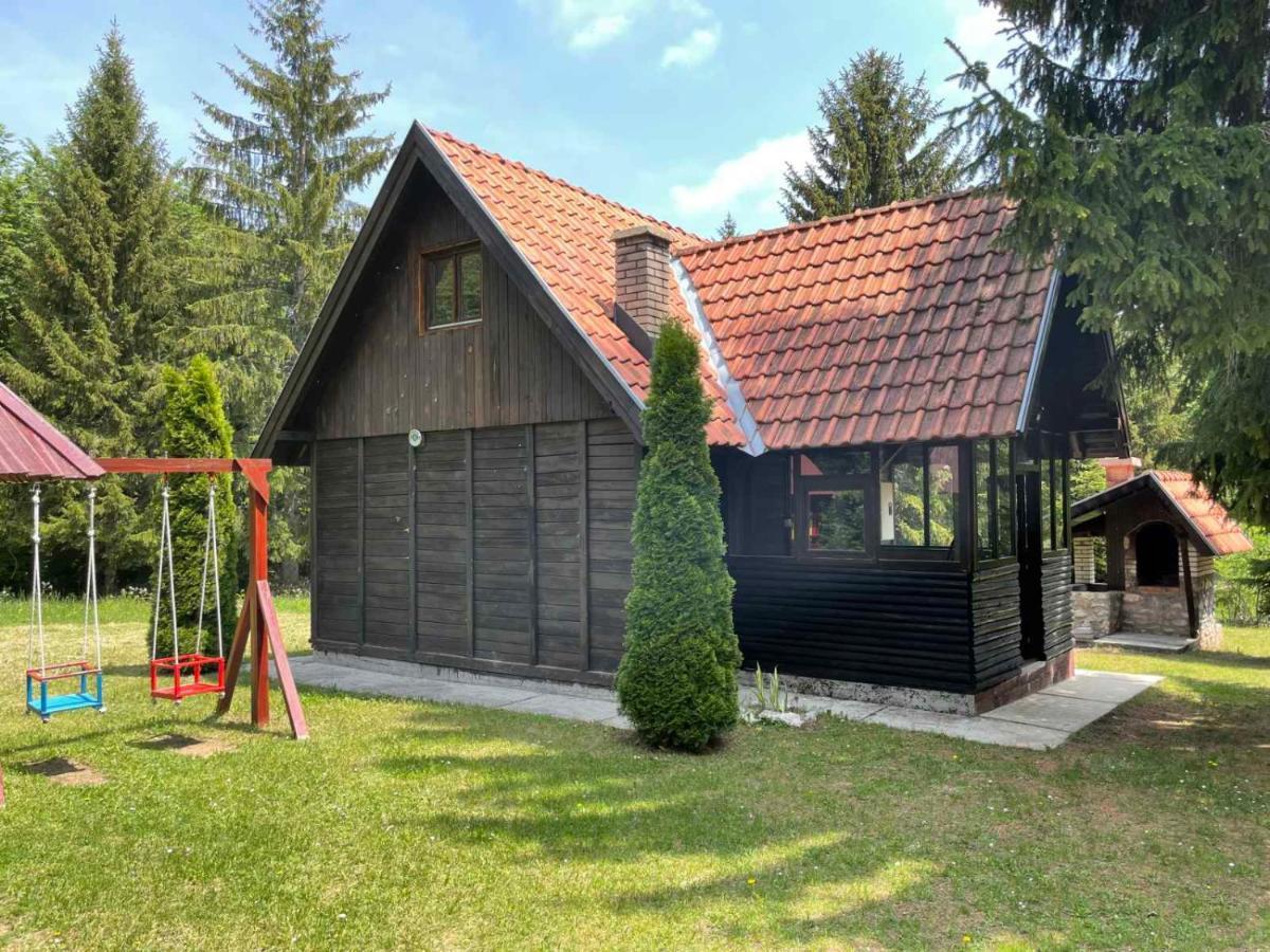 Vikendica Na Sokolini Villa Gornja Koprivna Exteriör bild