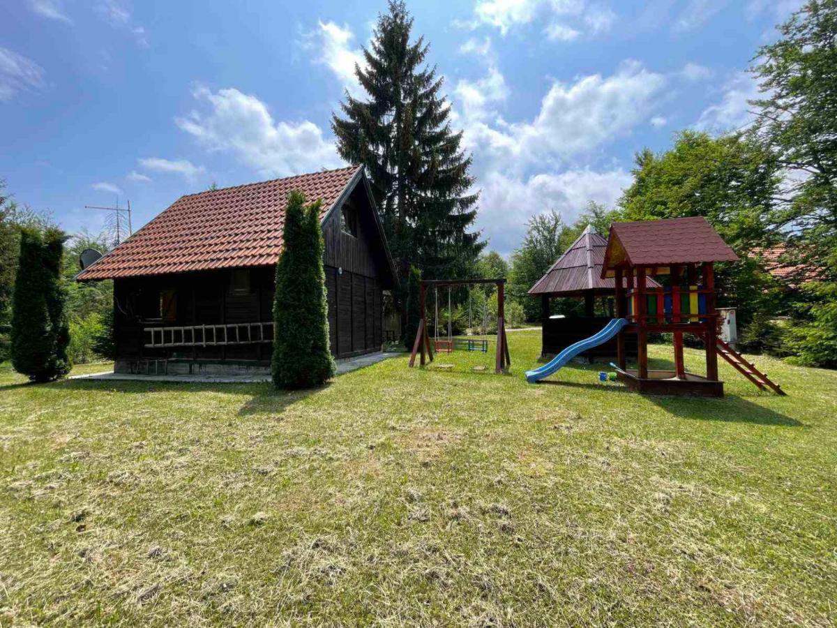 Vikendica Na Sokolini Villa Gornja Koprivna Exteriör bild