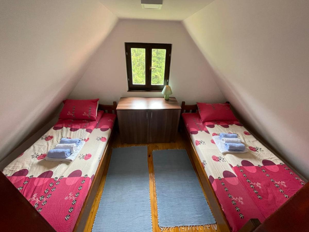 Vikendica Na Sokolini Villa Gornja Koprivna Exteriör bild